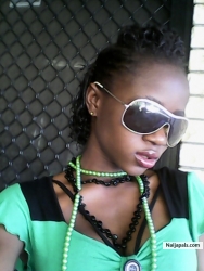 Sieneh (sdavi502)