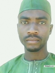 I'M DESPARATELY SEARCHING 4 LUV........