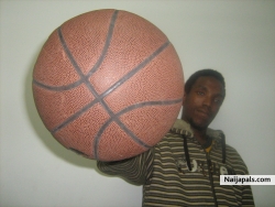 LOVE IN BASKETBALL