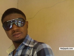 u r looking @me bt am looking tru U