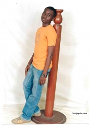 GOMBE ... tell me how i look here self!