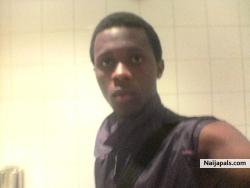 just chilling......... wot u saying bout dis picx..