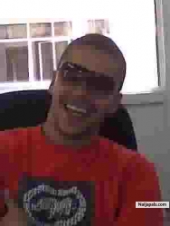 Murphy Akanji (Whitetown)