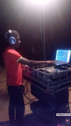 Wise professional DEEJAYZ