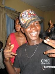 Aye nlo