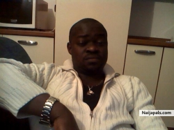 chilling im my crib