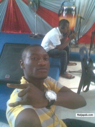 yinka segun (yeanchawhyte)