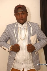Abuah Lazarus (Donlaz)