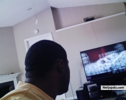 ...hmmm.. whos head is this.?..