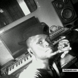 chilling in d studio 