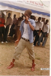 Time dey go ooo