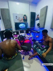 Don Akins Obm music studio