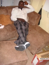 azeez (zezeruchi)
