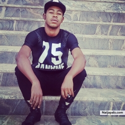 Henry Francis (Mikonsongs)