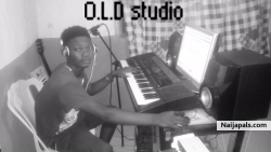 damilola (dahmmydee)