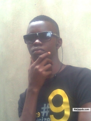 I can't lov d person i don't trust !