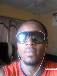 CHILLIN IN MY ROOM
