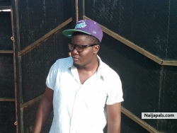Adeniyi Agbolade (fizzydenny)