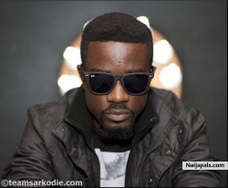 I'm In Love With A Fan by Sarkodie