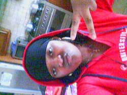 moi lukin gangsta