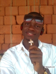 AM D RULER OF D UPPER CLASS AM EVEN FAST..WT GOD