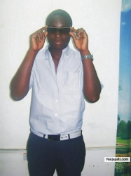 Am i cute enuf to date u?