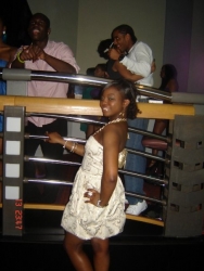pose!