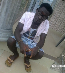 If many say they're fly am the sky, n i'll place no one above u cus if m d sky u're d stars pls stay close. I love u!!! Holla