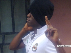 gud 2 luk urgly, u kw?