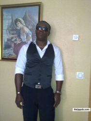 hi this lovcool this my world so be cool...............