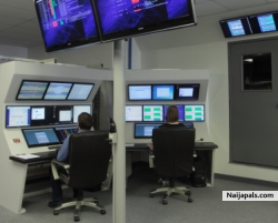 PRO. FURURE TRADING DESK FOR FOREX,COMODITIES, STOCKS, AND OPTION MARKETS