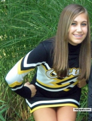 Lyndsay (Lyndsayy)