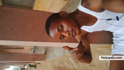 chilling in the hood 