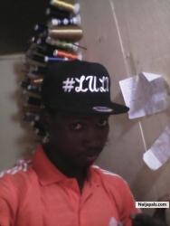 Ajayi tola (Tysontee)