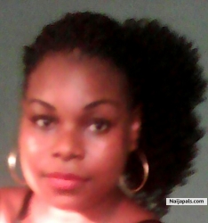 Helen Bassey (zaphenathidi)