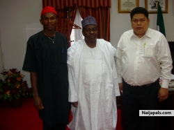 With Nigerian Ambassadore to Thailand in his Bkk office