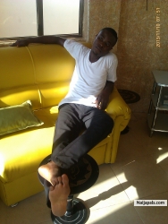 saviour ansah (figures)