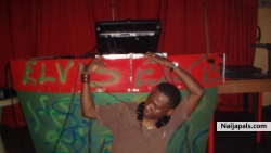 DJ