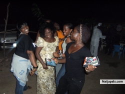 GROOVY WITH MUS AND SIBLINGS