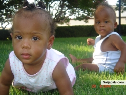 DARIUS AND DESRIA ENJOYING OUR JULY 4TH HOLIDAY 2009