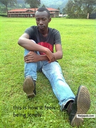 ahabwe victor (vickie5)