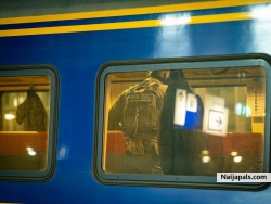 again i am in for zwartrijden. Gouda to Denhaag & Denhaag to Amsterdam (check check dubble-check - the boete is not a funny Naira to the owner)! 