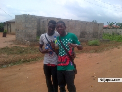 MOYAN by Twistcon ft small. doctor