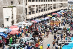 despite life moving on Ng always has the market way crowded!