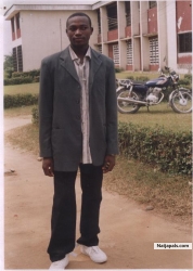 Emmanuel Maxwell (emmyyano)
