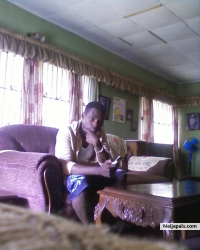 chatn wit ma baby on the phone