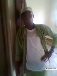 Mee...