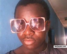 Ma mum's sunshade when she was doing shakara earily 80s