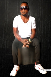 I go by the name Tranz Bankz 💥♥️🎤👊.