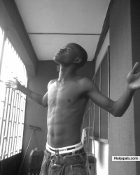 Oluwaseyi Famolayo